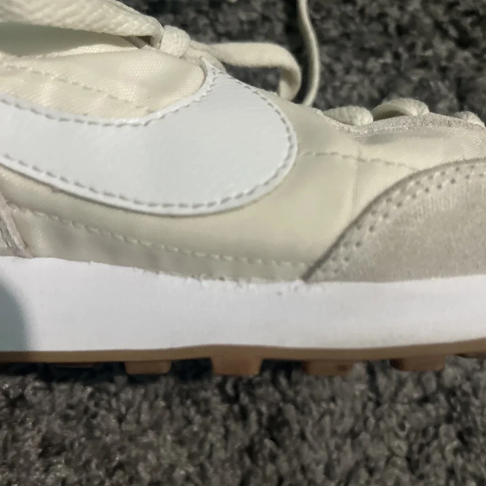 Nike Daybreak Sneaker Women US 7.5 White Pale Ivory Light Smoke Grey Retro Shoes - Picture 8 of 16